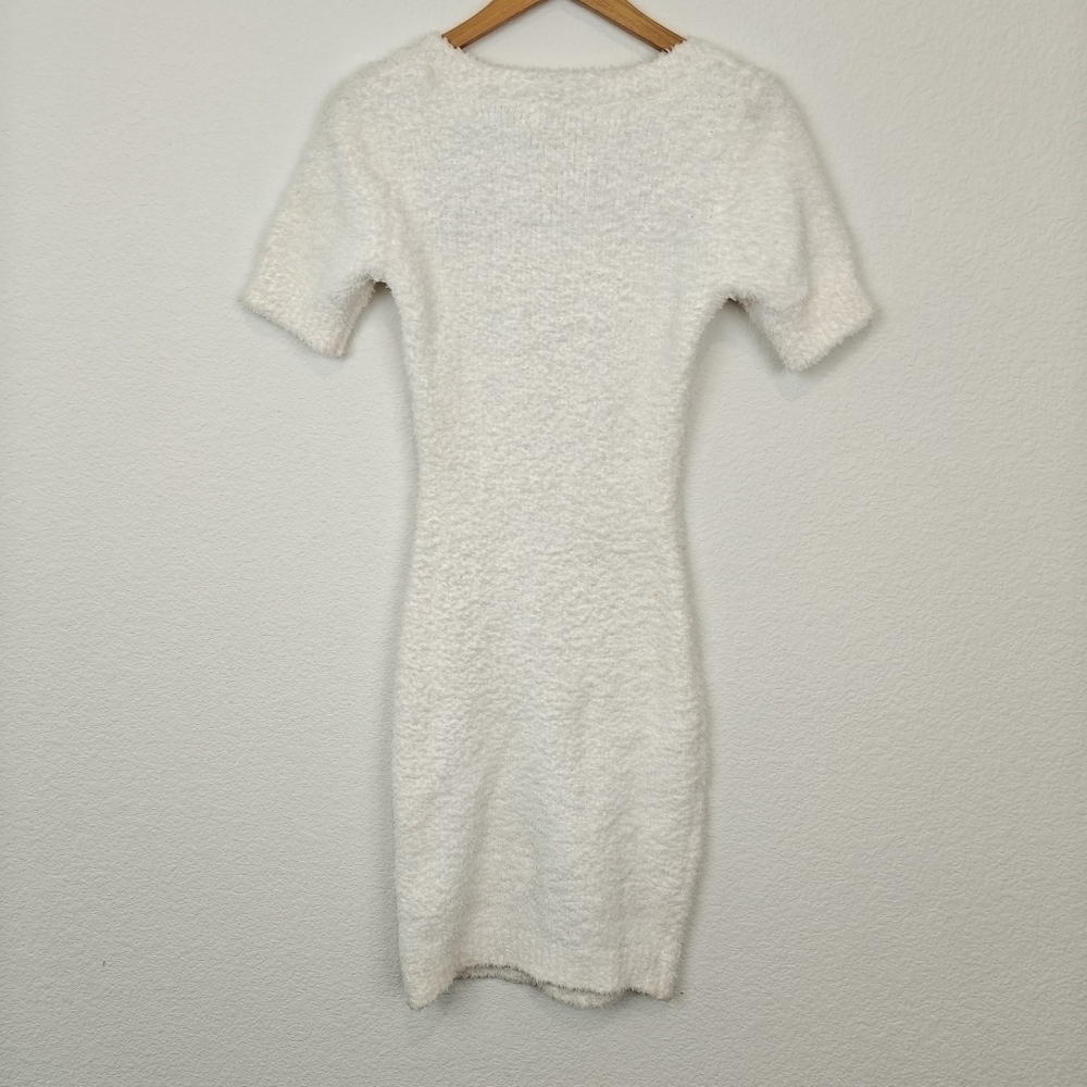 Meshki Fuzzy Teddi White Short Sleeve Bodycon Mini Dress Size Small Women's - Picture 10 of 13